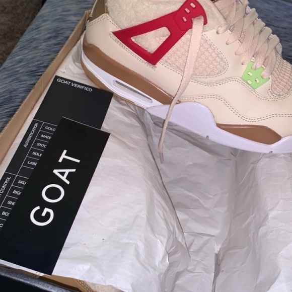 Jordan 4